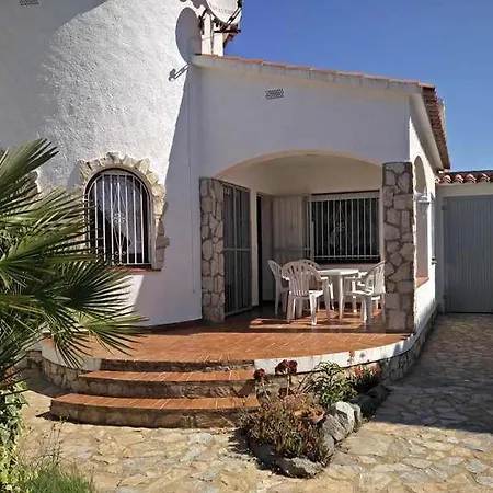 Villa Xalet Amb Jardi